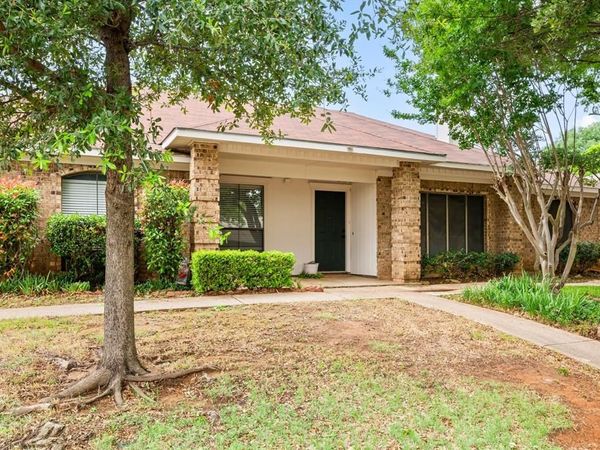 2911 Post Oak Drive, Euless, TX 76039