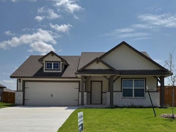 3016 Cyprian Road , Lorena, TX 76655