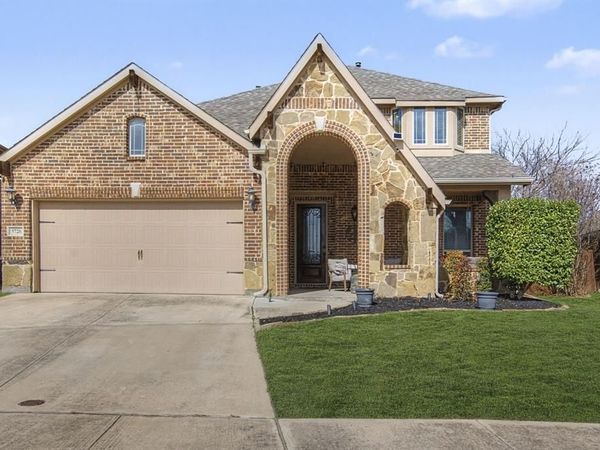 5728 Brookside Drive, Denton, TX 76226