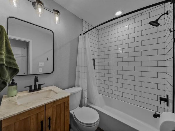 703 Whitener Road, Euless, TX 76040