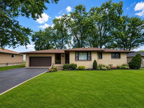 2295 177th Street , Lansing, IL 60438