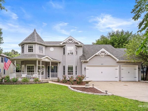 201 Willowwood Drive , Oswego, IL 60543