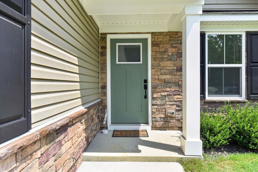 96 Pleasants Lane, Kilmarnock, VA 22482 Main Photo