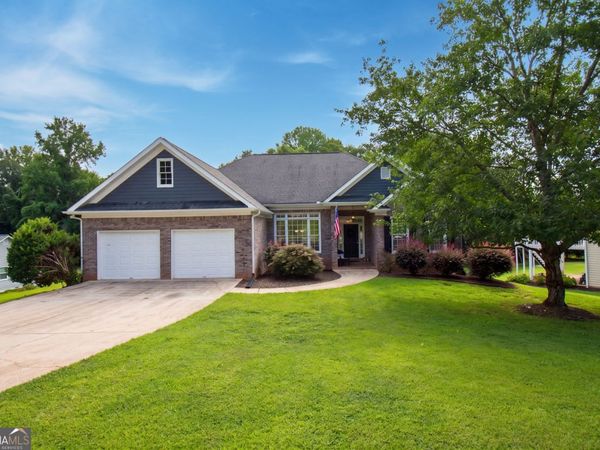 93 Overlook Circle, Dawsonville, GA 30534