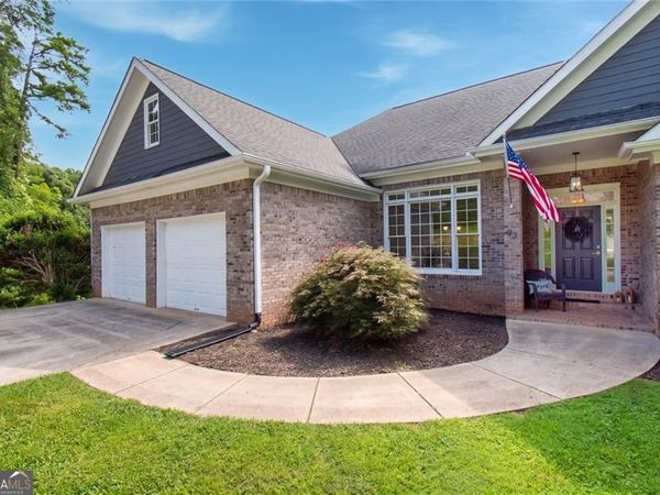 93 Overlook Circle, Dawsonville, GA 30534