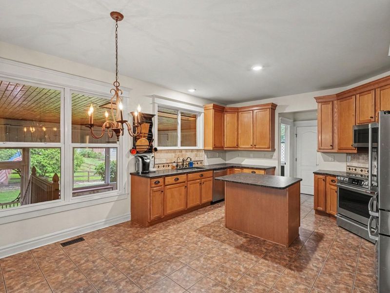 10036 Cedarwood Drive, Union, KY 41091 Photo 9
