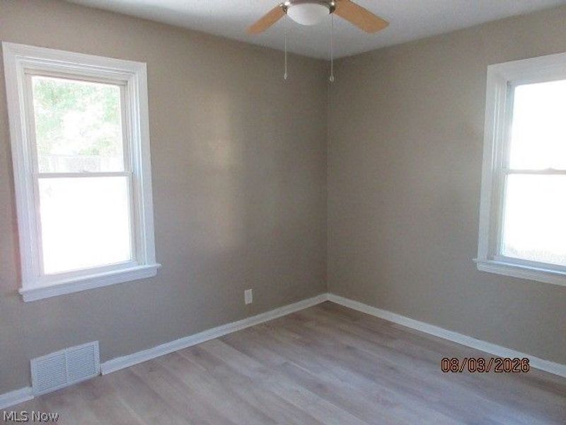 13911 Cranwood Park Boulevard, Garfield Heights, OH 44125 Photo 11