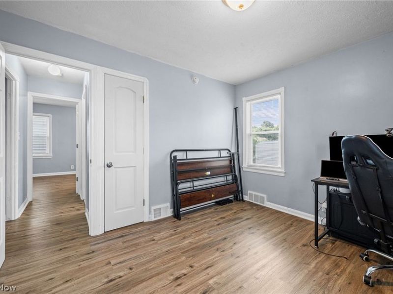16102 Talford Avenue, Cleveland, OH 44128 Photo 13