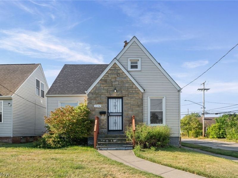16102 Talford Avenue, Cleveland, OH 44128 Photo 2