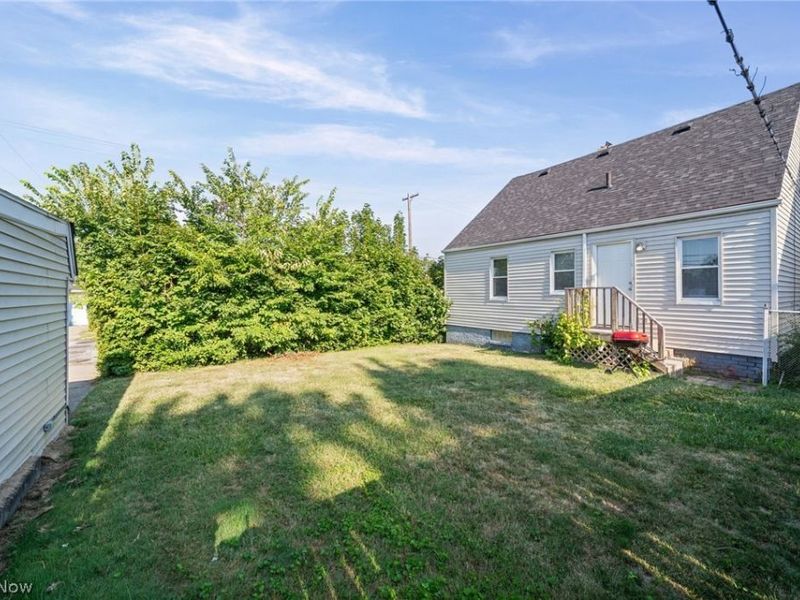 16102 Talford Avenue, Cleveland, OH 44128 Photo 28