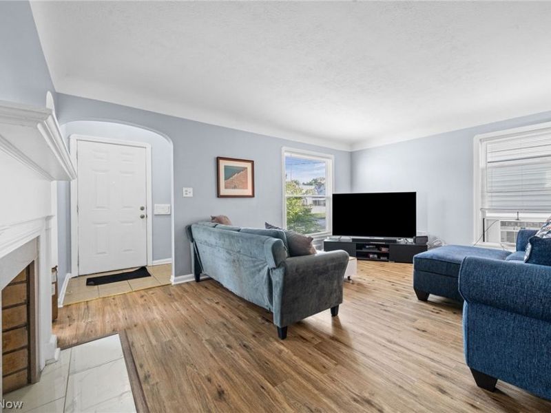 16102 Talford Avenue, Cleveland, OH 44128 Photo 6