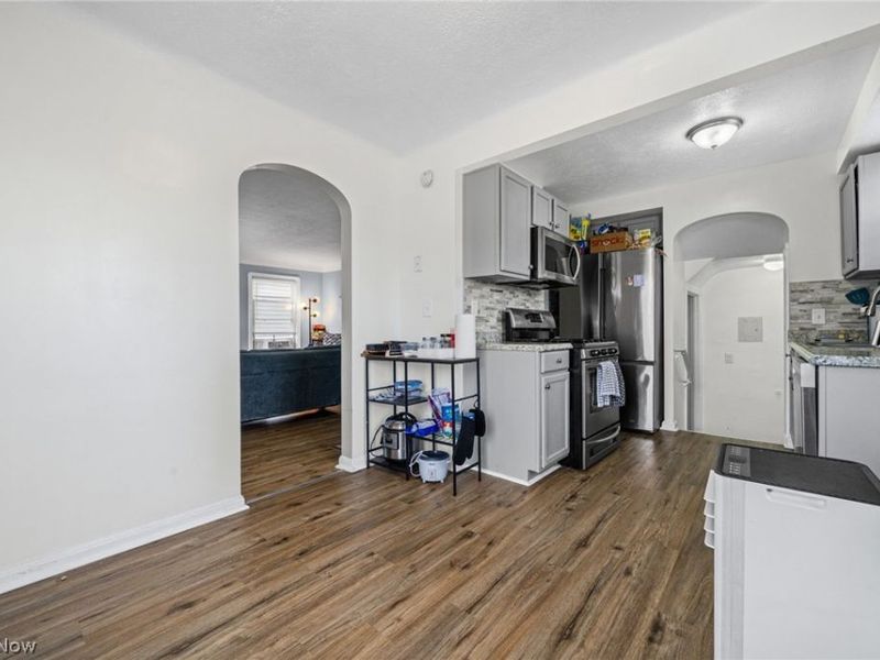 16102 Talford Avenue, Cleveland, OH 44128 Photo 7