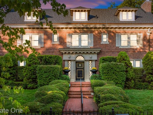 1764 Seminole, Detroit, Mi 48214