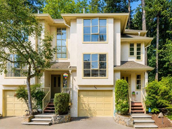 510 Marsett Pl, Unit #405, Saanich, BC V8Z 7J1