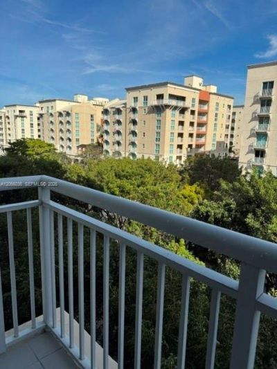 9055 SW 73rd Ct, Unit 406, Miami, FL 33156 Photo