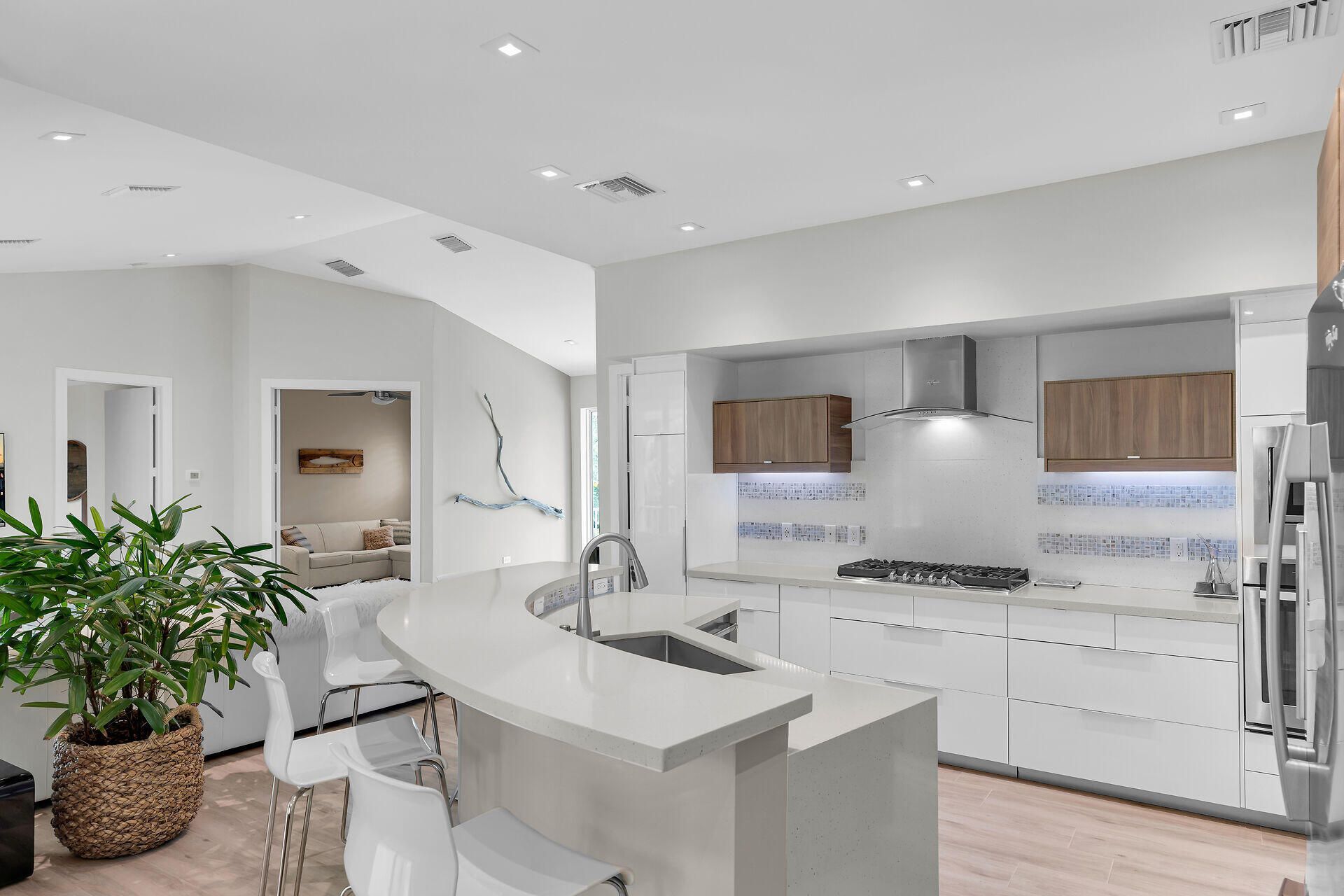 122 S Bahama Drive, Duck Key, FL 33050 Photo