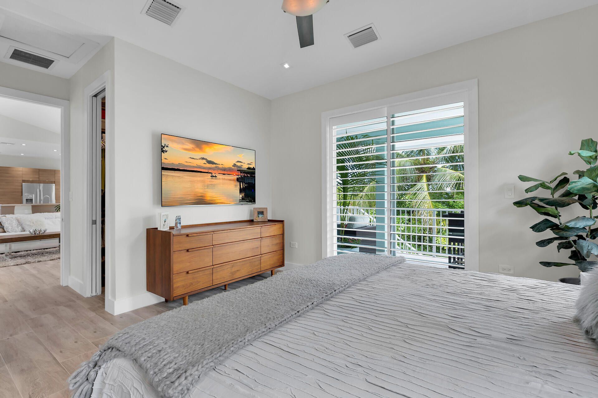 122 S Bahama Drive, Duck Key, FL 33050 Photo