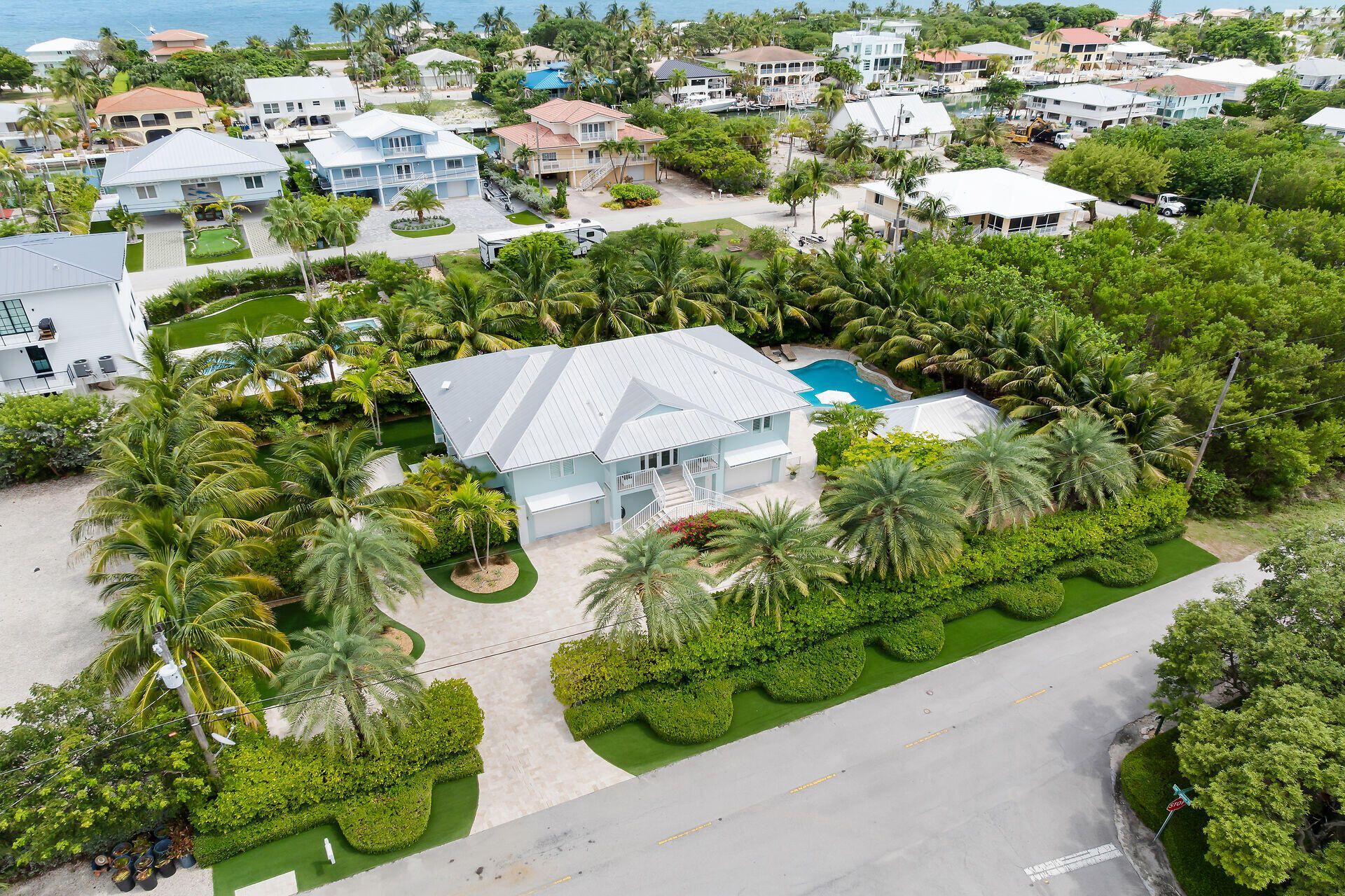 122 S Bahama Drive, Duck Key, FL 33050 Photo