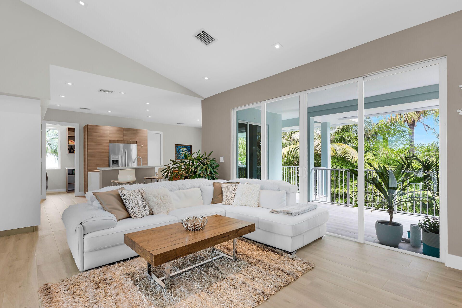 122 S Bahama Drive, Duck Key, FL 33050 Photo