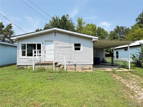 406 E Roosevelt Street , Salem, MO 65560