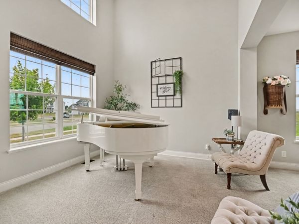 2221 Country Hills Drive , Yorkville, IL 60560