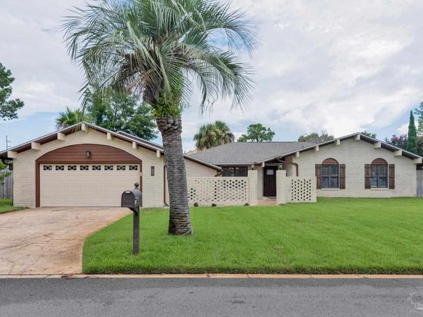 967 Grand Canal St, Gulf Breeze, FL 32563