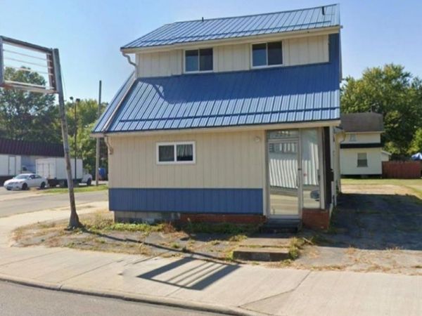 2252 Youngstown Road SE, Warren, OH 44484
