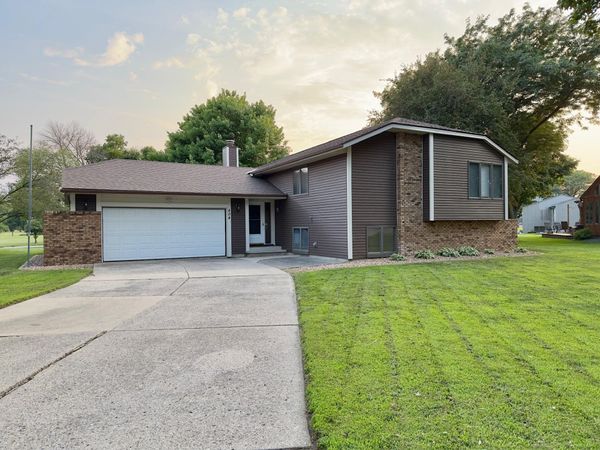 404 Crescent Drive, Albert Lea, MN 56007
