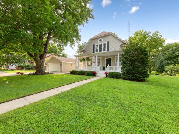308 1st Street NW, New Richland, MN 56072