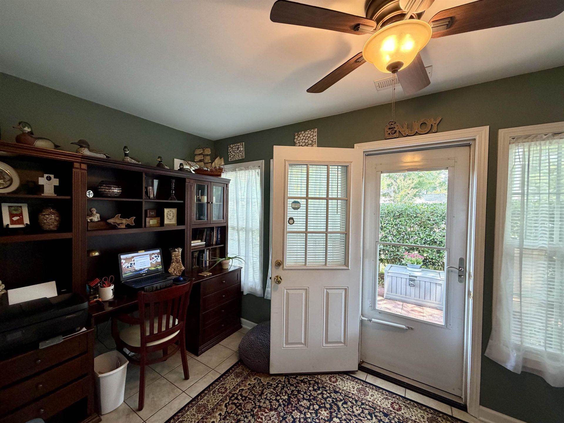 207 Melody Gardens Dr. Photo 12
