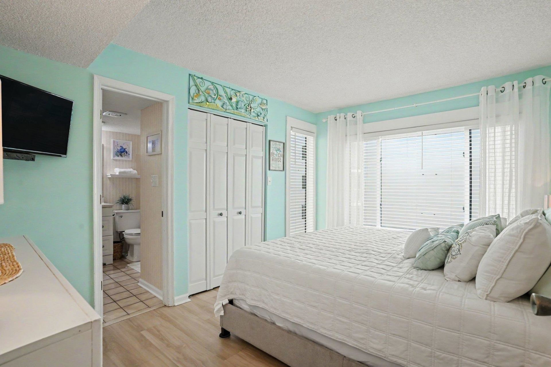 2501 S Ocean Blvd. Photo 14