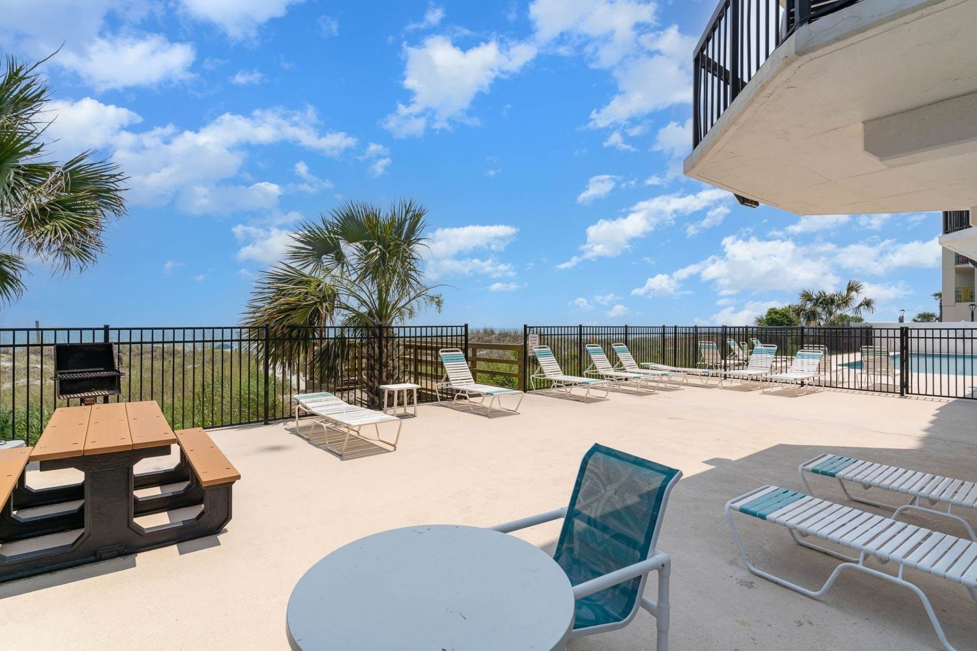 2501 S Ocean Blvd. Photo 28