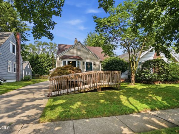 3807 Sherbrooke Road, Toledo, OH 43613