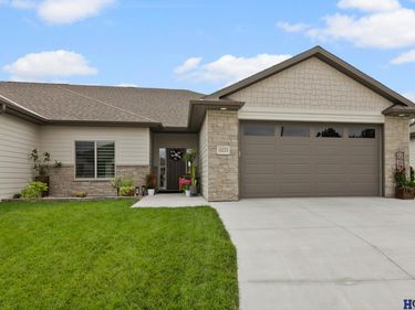 10233 S 26th Street, Roca, NE 68430
