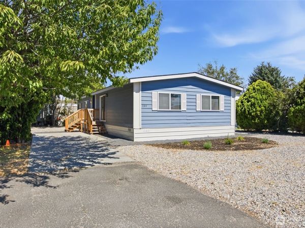 4815 Airway Drive NE, Unit 104, Moses Lake, WA 98837