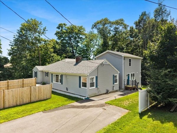 5 Highland Avenue, Plainville, MA 02762