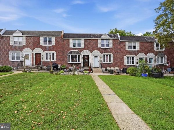 1118 TREMONT DRIVE, GLENOLDEN, PA 19036
