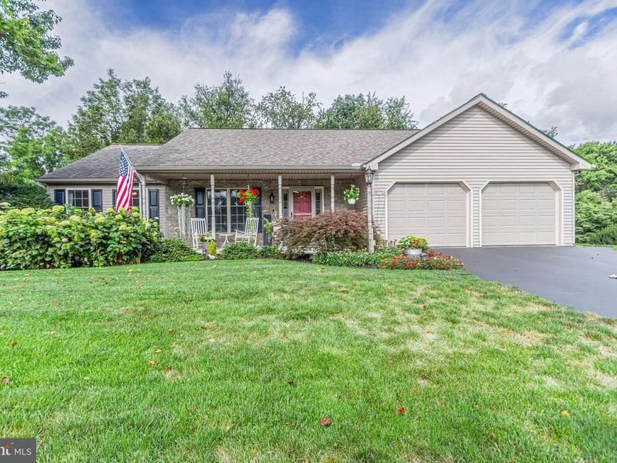 255 Hedgewick Lane, Wrightsville, PA 17368 Main Photo