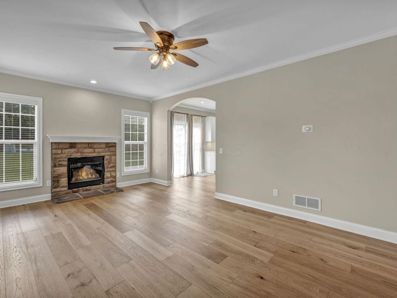 6175 El Camino Drive, Plain City, OH 43064 Photo 4