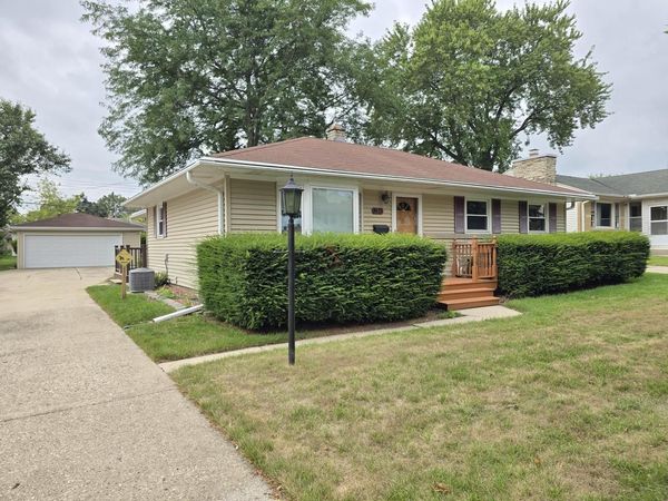 8113 W Ohio AVENUE, Milwaukee, WI 53219