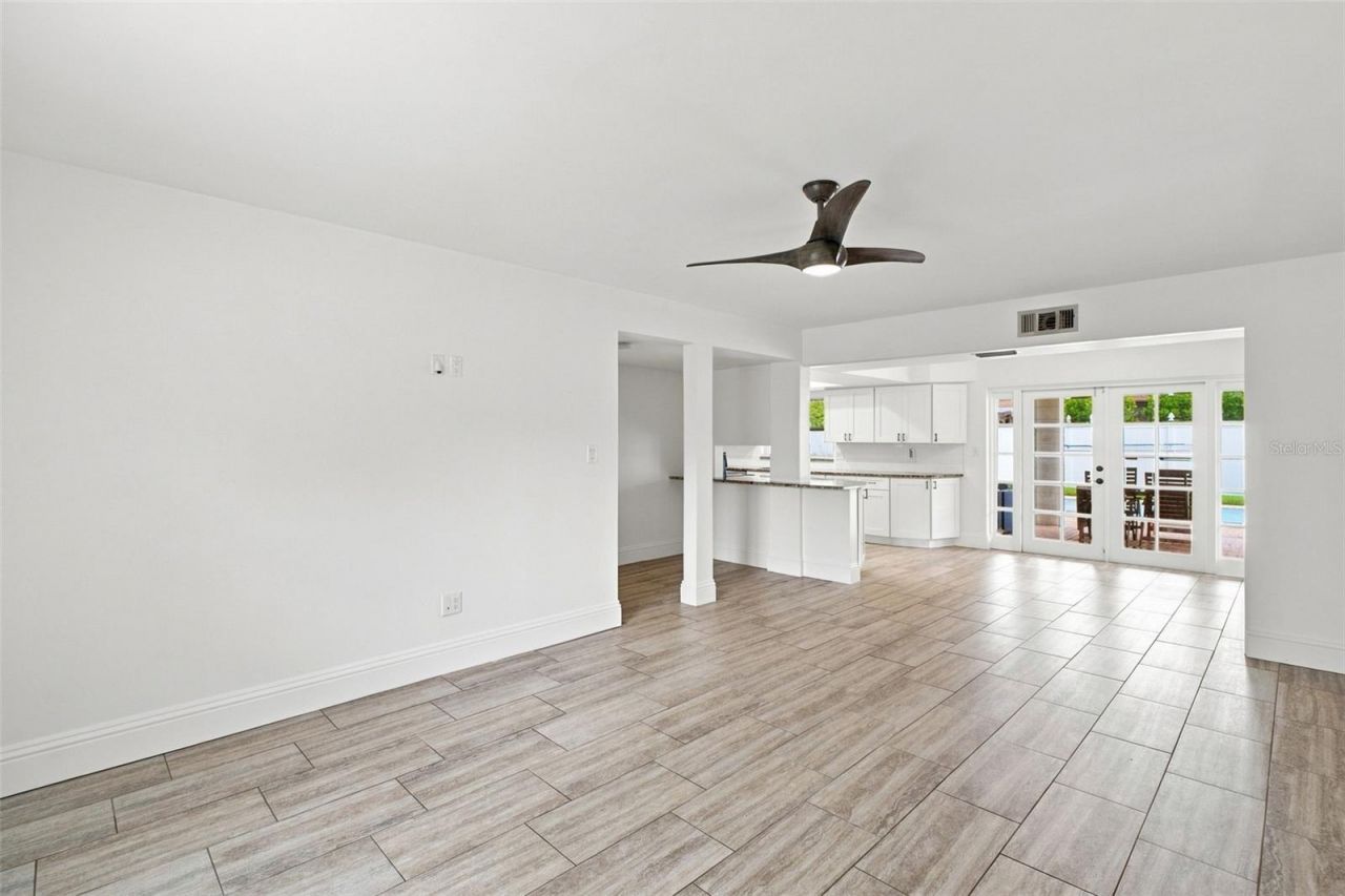 1101 88th Avenue N, Saint Petersburg, FL 33702 Photo