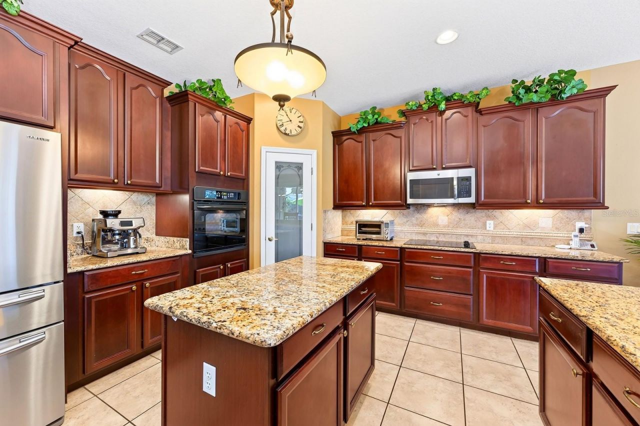 10020 Rustic Ridge Court , Orlando, FL 32832 Photo
