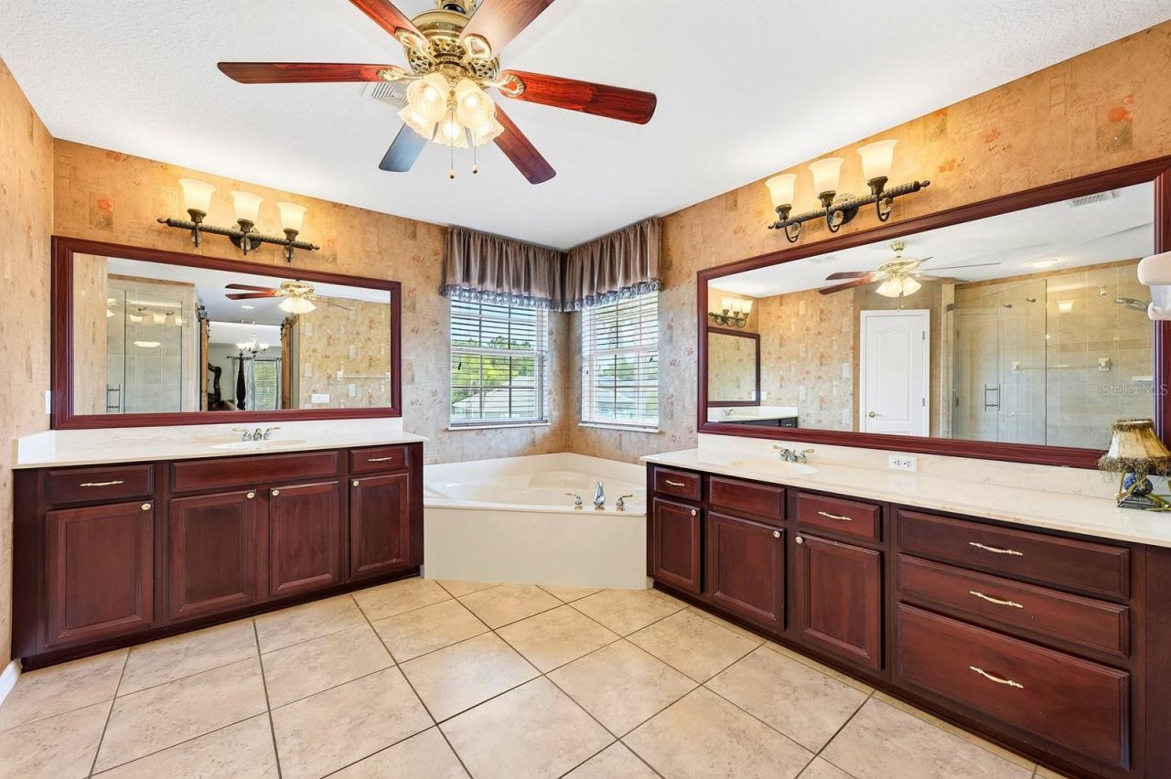 10020 Rustic Ridge Court , Orlando, FL 32832 Photo
