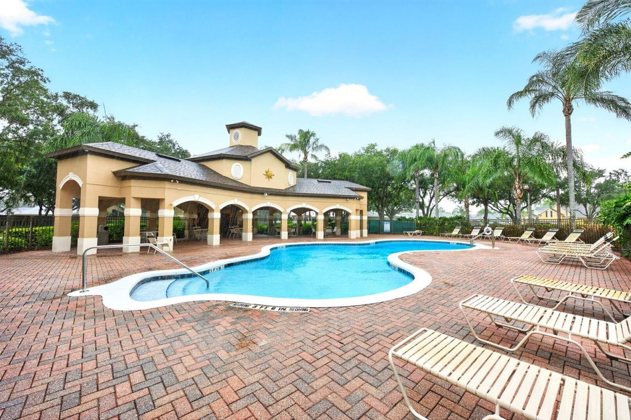 10020 Rustic Ridge Court , Orlando, FL 32832 Photo
