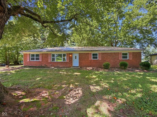 3630 Meadows Drive , Martinsville, IN 46151