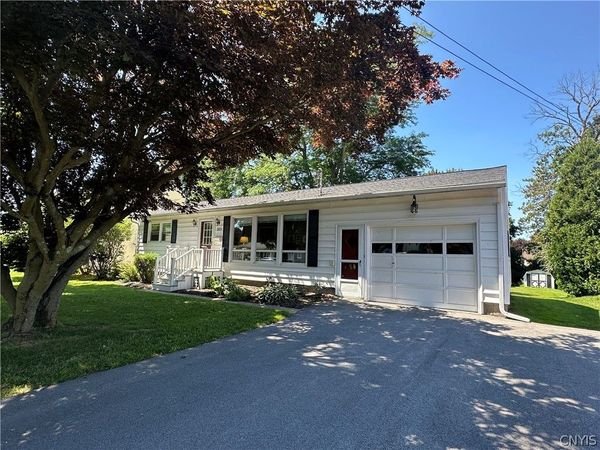 103 Grove Ave Extension, Auburn, NY 13021