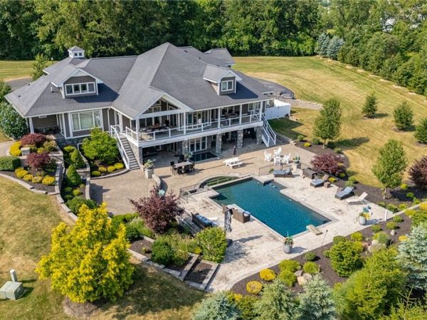 14 Poinciana Drive , Pittsford, NY 14534