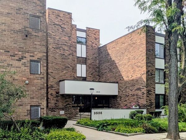 3505 Lakeview Drive , Unit 104, Hazel Crest, IL 60429