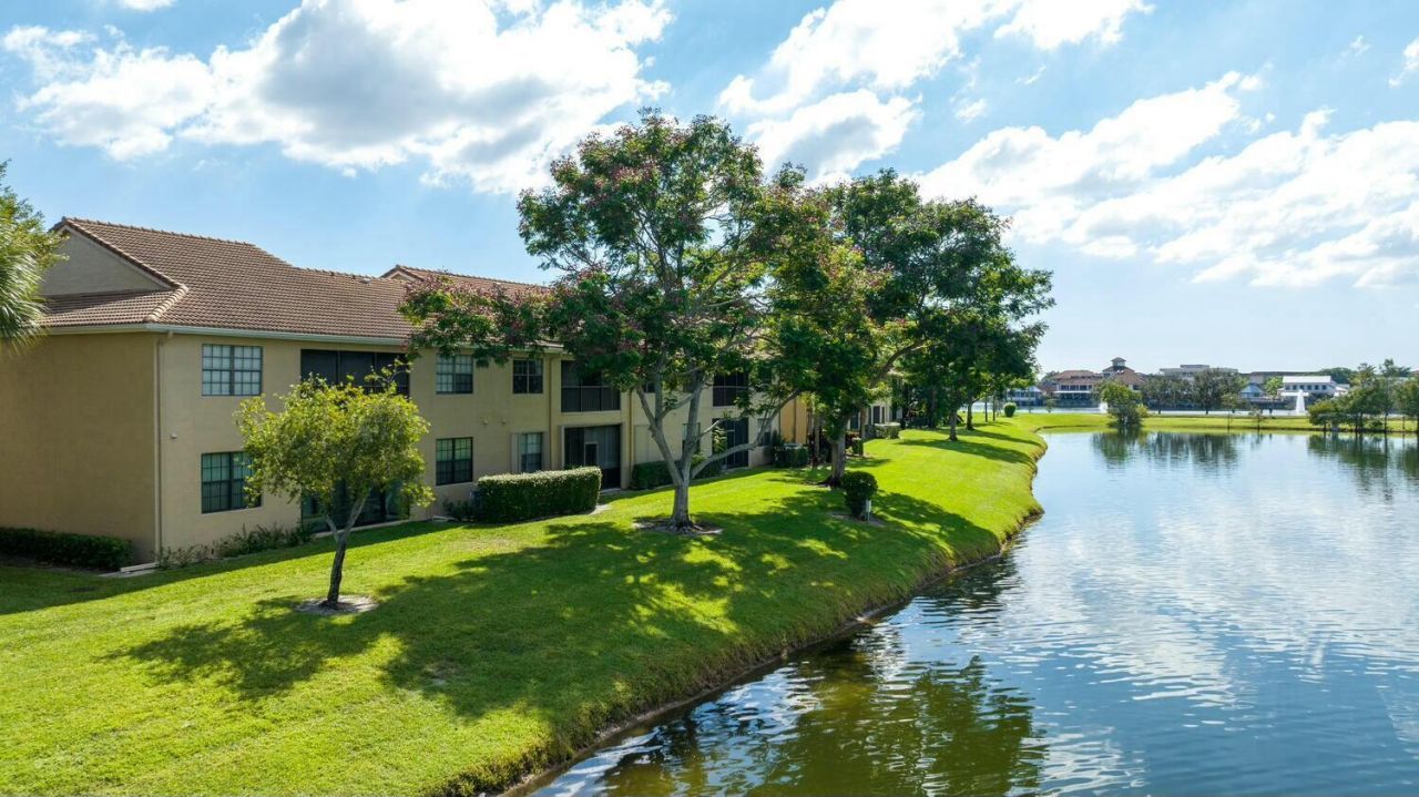 22791 Trelawny Terrace, Unit F, Boca Raton, FL 33433 Photo