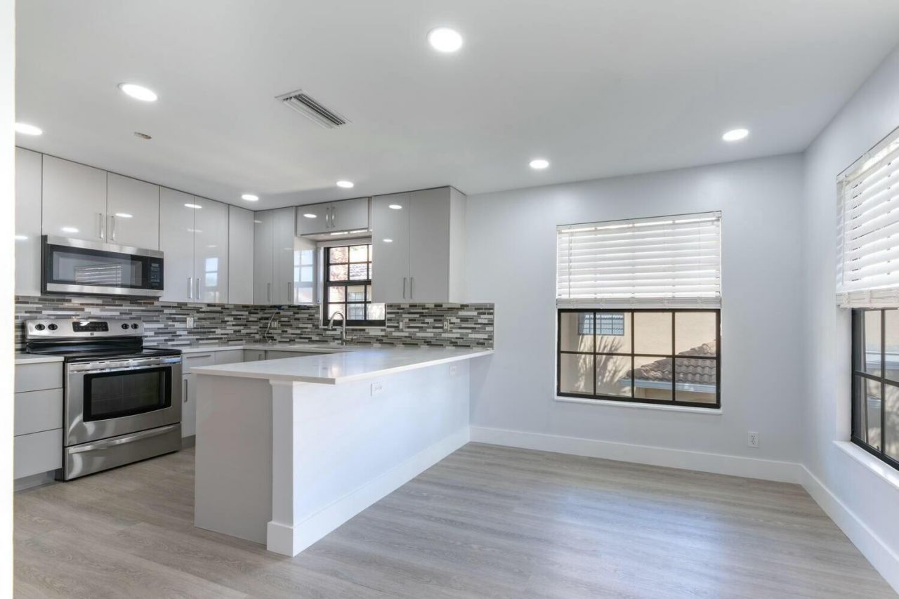 22791 Trelawny Terrace, Unit F, Boca Raton, FL 33433 Photo
